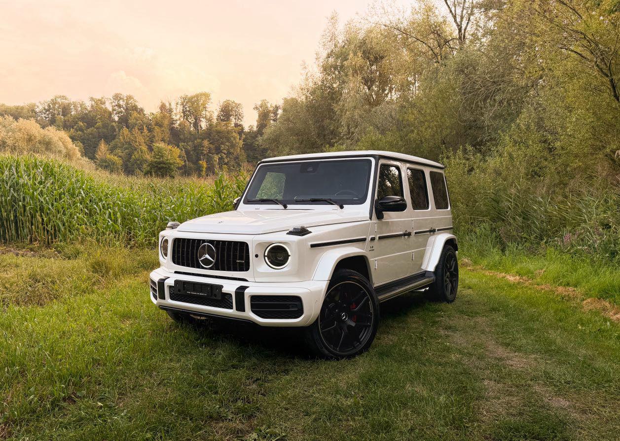 Mercedes G63 AMG blanche à louer en Suisse romande - Car-Share.ch